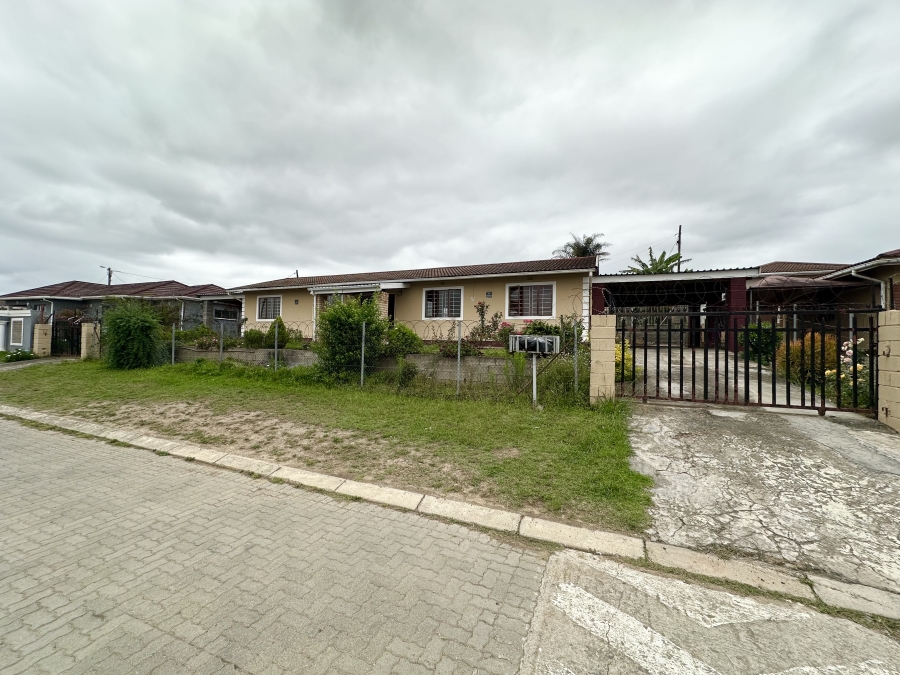 4 Bedroom Property for Sale in Mthata Eastern Cape